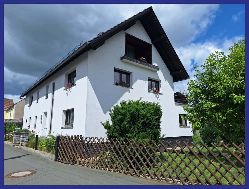 1-2 Familienhaus in ruhiger Lage 1 Straßenansicht