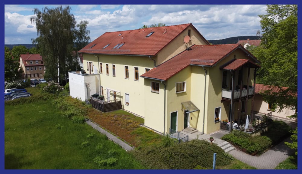 Renovierte Dachgeschosswohnung - sofort bezugsfertig 1 Luftbild