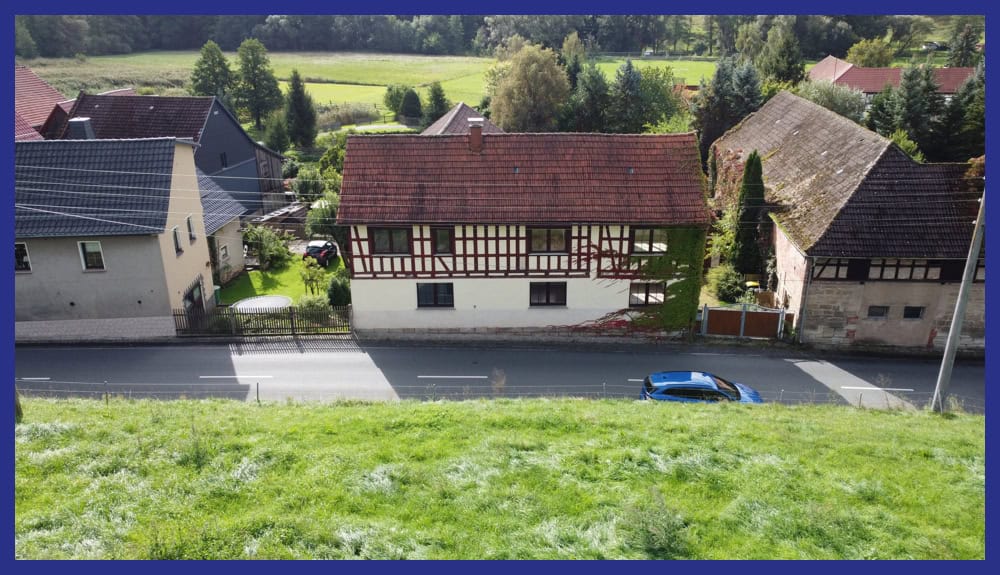 Saniert und großzügig - (Ein)famielienhaus in Erdmannsdorf 1 Straßenansicht